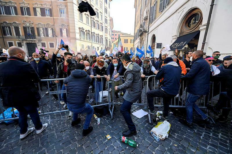 roma lavoratori governo protesta coronavirus
