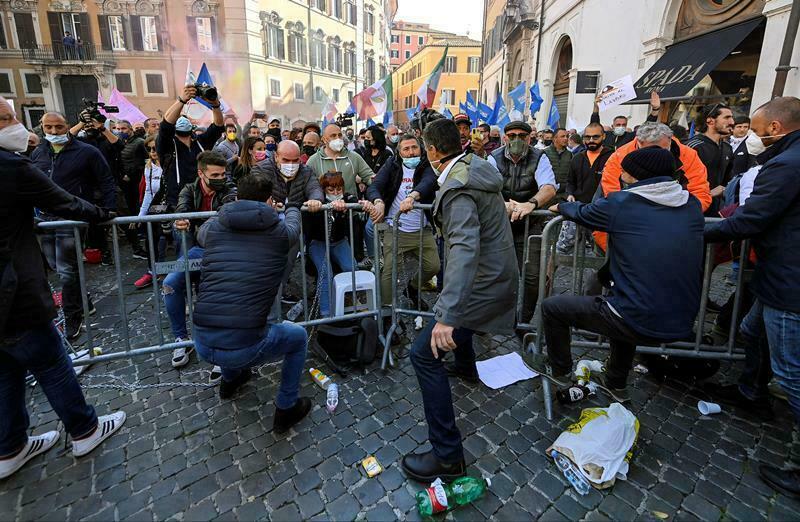 roma lavoratori governo protesta coronavirus