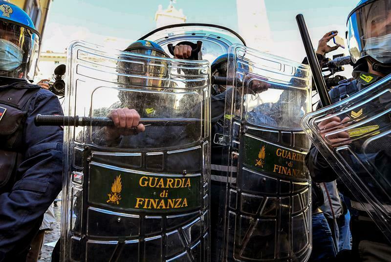 roma lavoratori governo protesta coronavirus