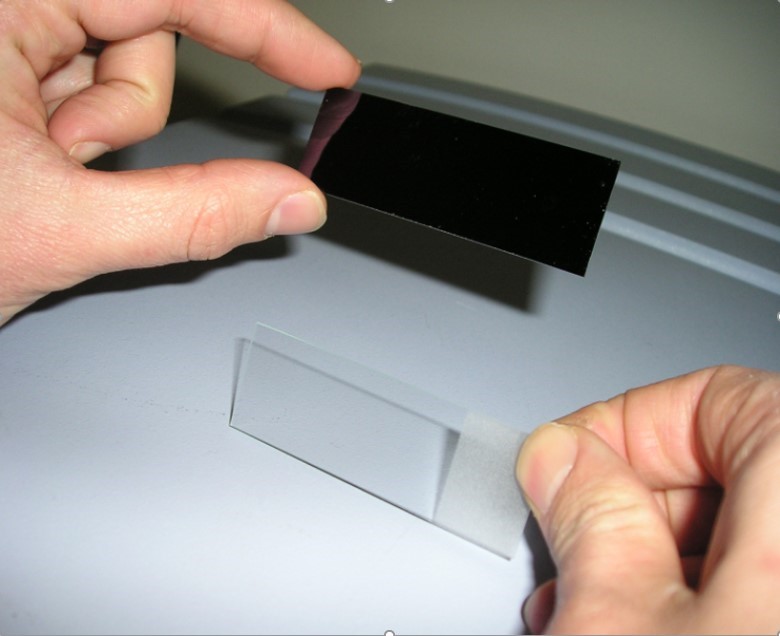 Lastrine di vetro e silicio per microarray