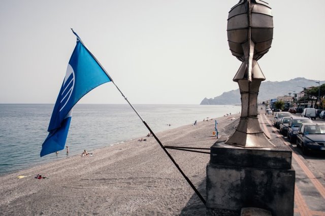 bandiera blu santa teresa di riva