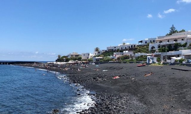 bandiera blu stromboli ficogrande