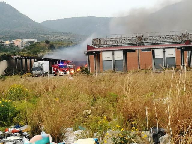 Incendio mercati generali