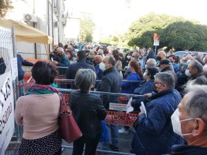 reggio calabria caos vaccini gom