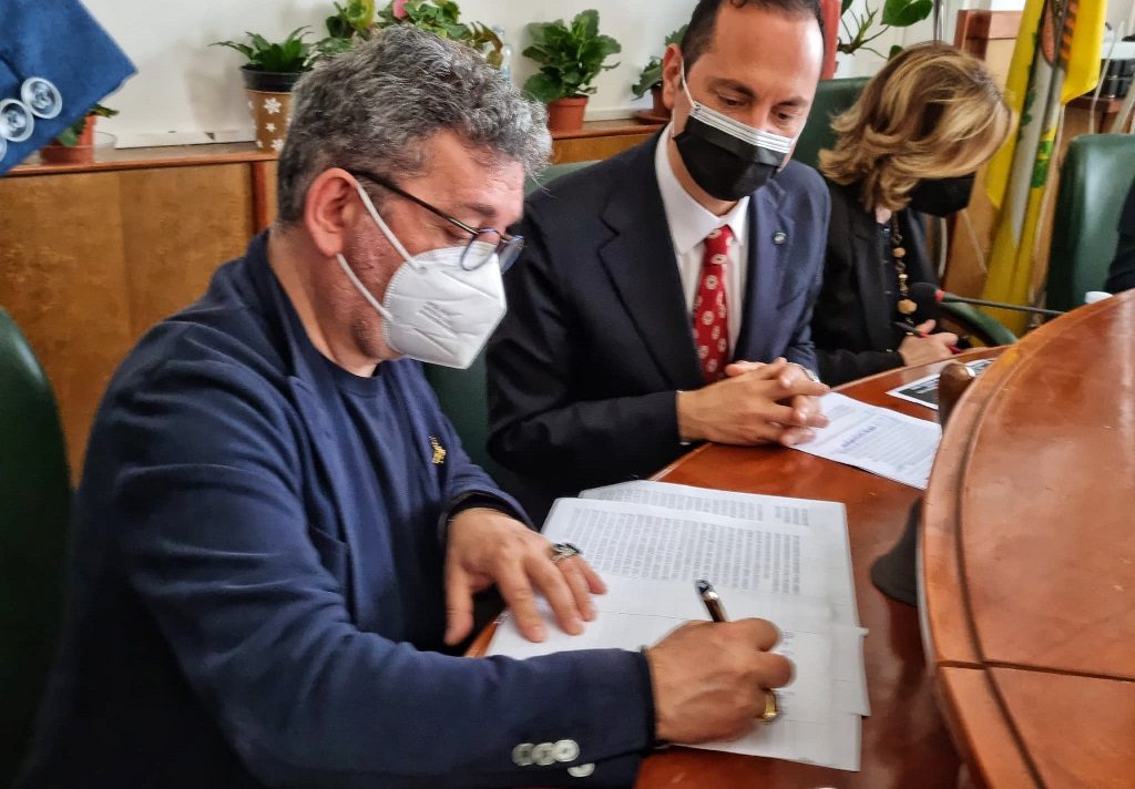 spirlì firma patto del ponte villa san giovanni