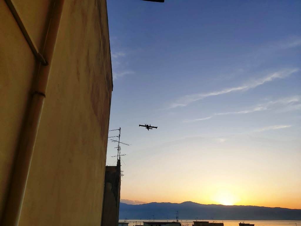 Canadair a reggio calabria
