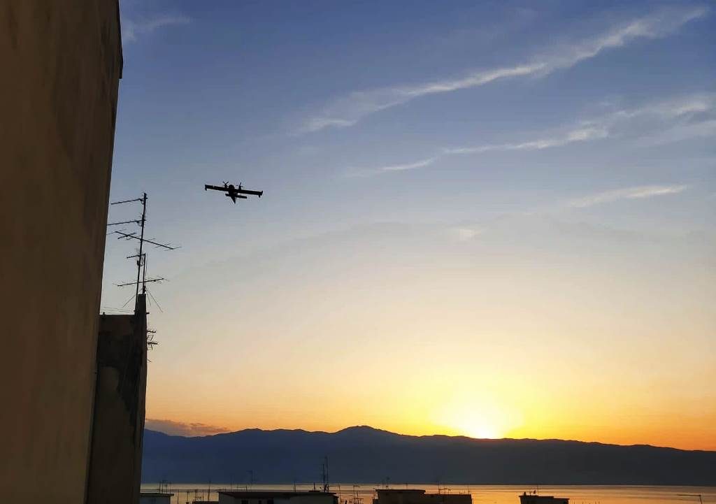 Canadair a reggio calabria