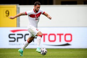 Hakan Calhanoglu