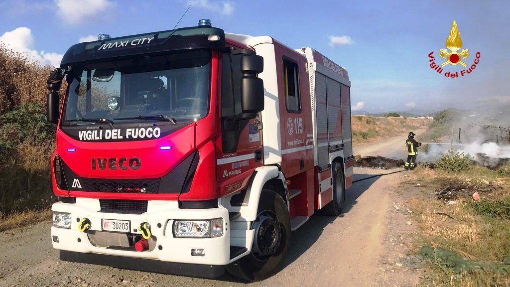 Incendio rifiuti