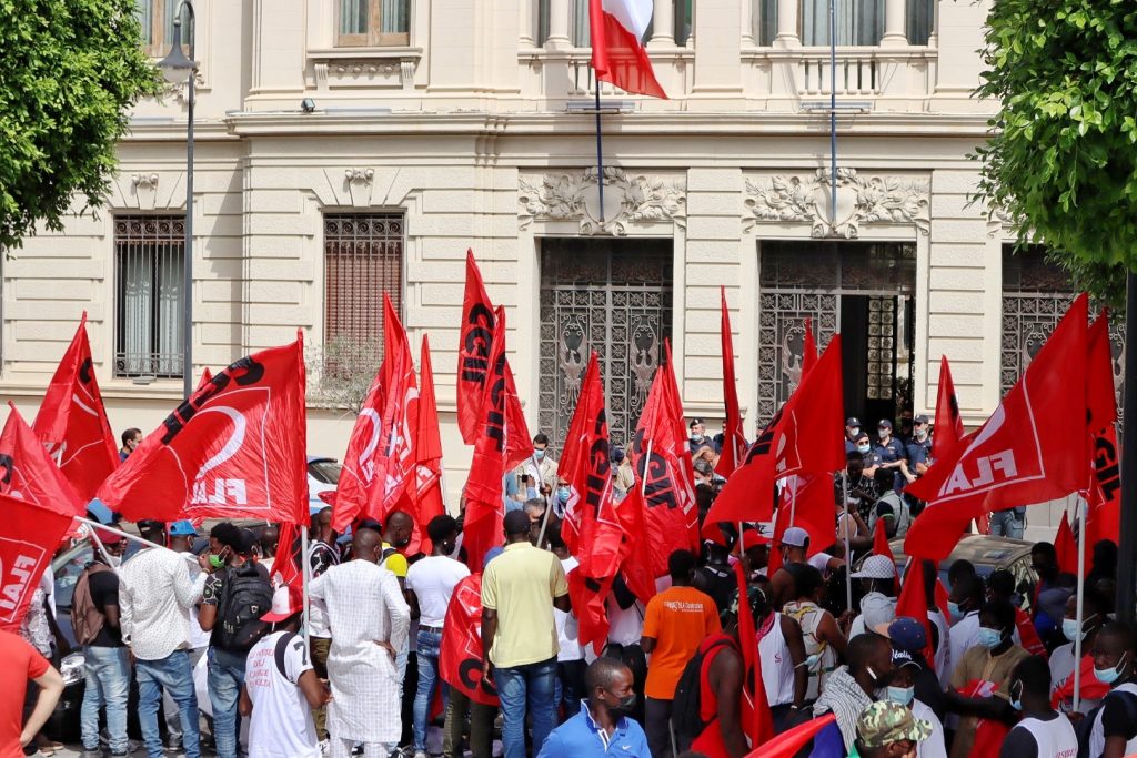 Manifestazione migranti piazza italia