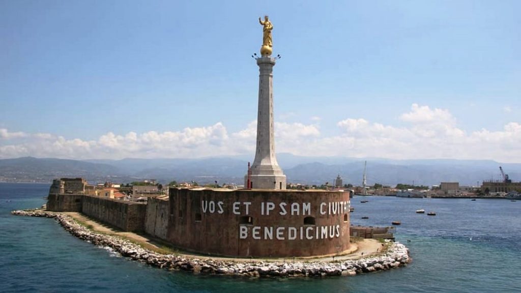 Stele della Madonna della Lettera a Messina