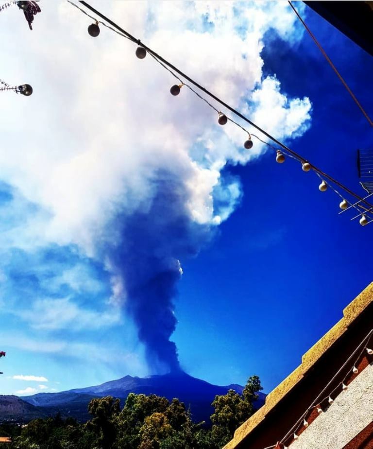 eruzione etna 16 giugno