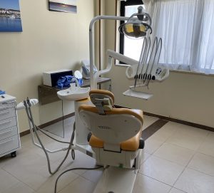 falso dentista catanzaro