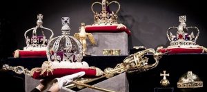 gioielli corona inglese