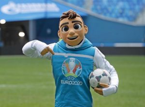 mascotte euro 2021 Skillzy
