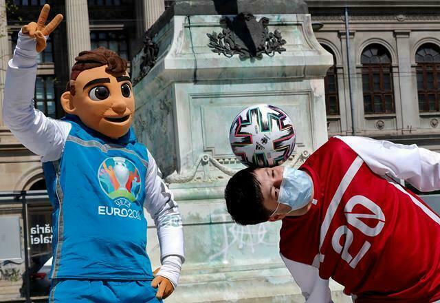 mascotte euro 2021 Skillzy