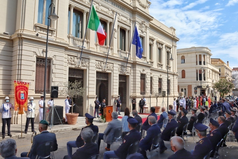 onoreficenze piazza italia reggio calabria