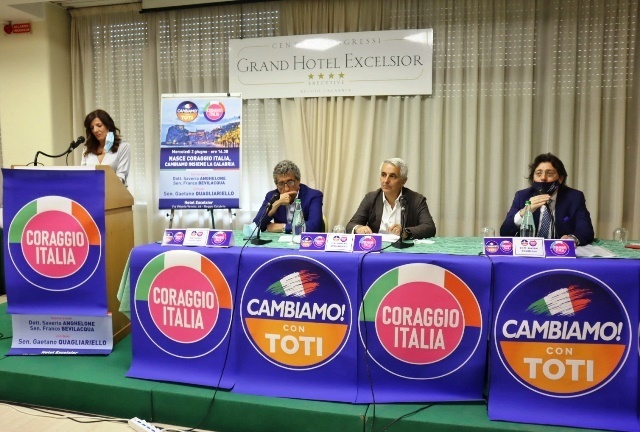 presentazione coraggio italia reggio calabria