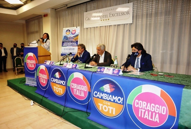 presentazione coraggio italia reggio calabria