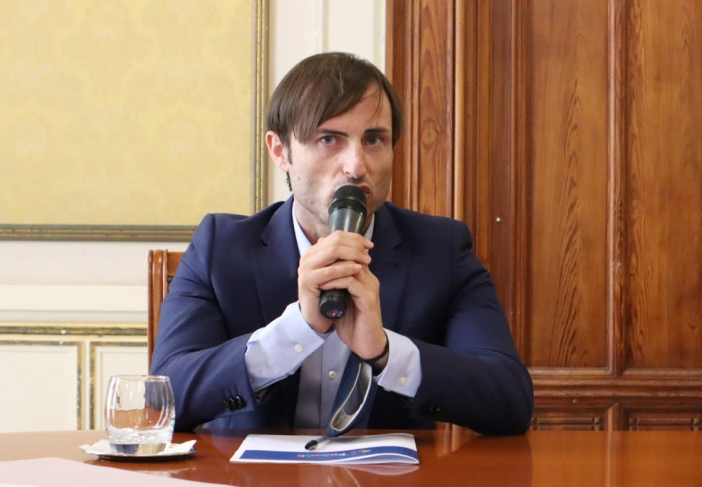 Reggio Calabria: lunedì a Palazzo San Giorgio la presentazione del calendario dell’Estate Reggina. Ad illustrare il ricco programma di iniziative il sindaco Giuseppe Falcomatà