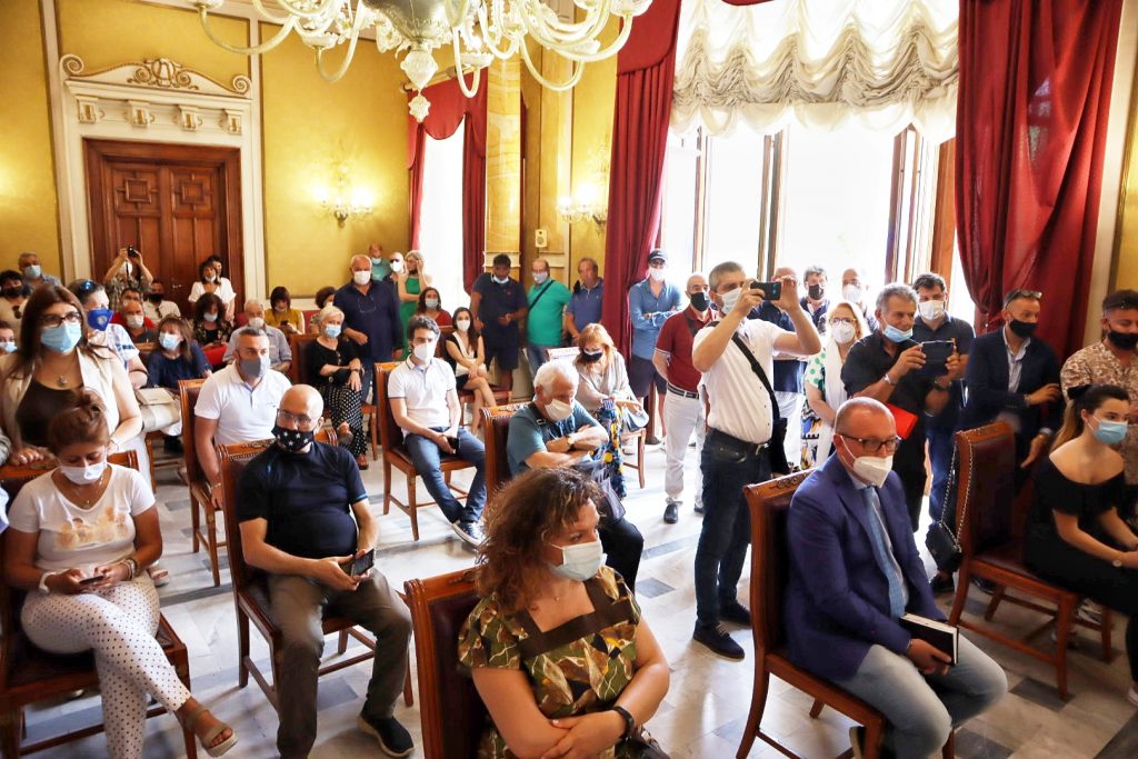 Reggio Calabria: lunedì a Palazzo San Giorgio la presentazione del calendario dell’Estate Reggina. Ad illustrare il ricco programma di iniziative il sindaco Giuseppe Falcomatà