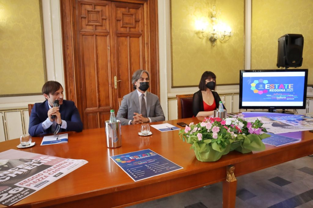 Reggio Calabria: lunedì a Palazzo San Giorgio la presentazione del calendario dell’Estate Reggina. Ad illustrare il ricco programma di iniziative il sindaco Giuseppe Falcomatà