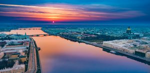 san-pietroburgo-tramonto-fiume