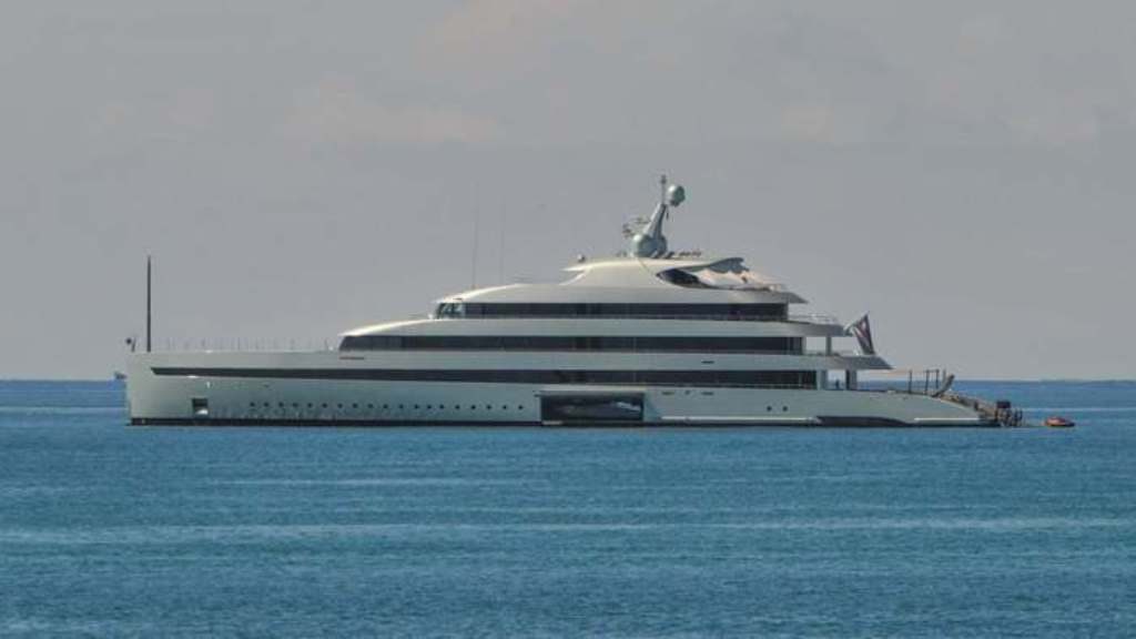 yacht savannah