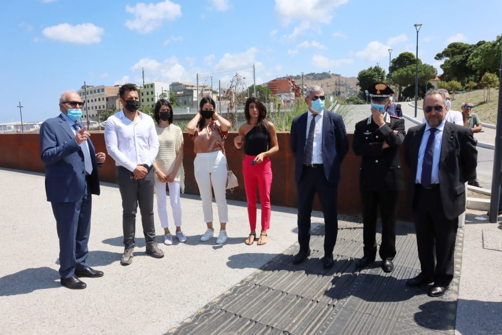 Inaugurazione del ponte del Waterfront dedicato a Luca Attanasio