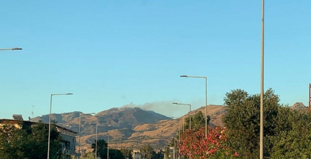 Incendio colline reggio calabria