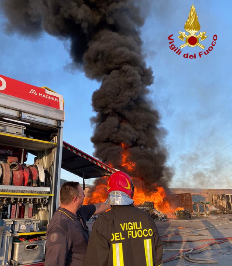 incendio torrenova messina