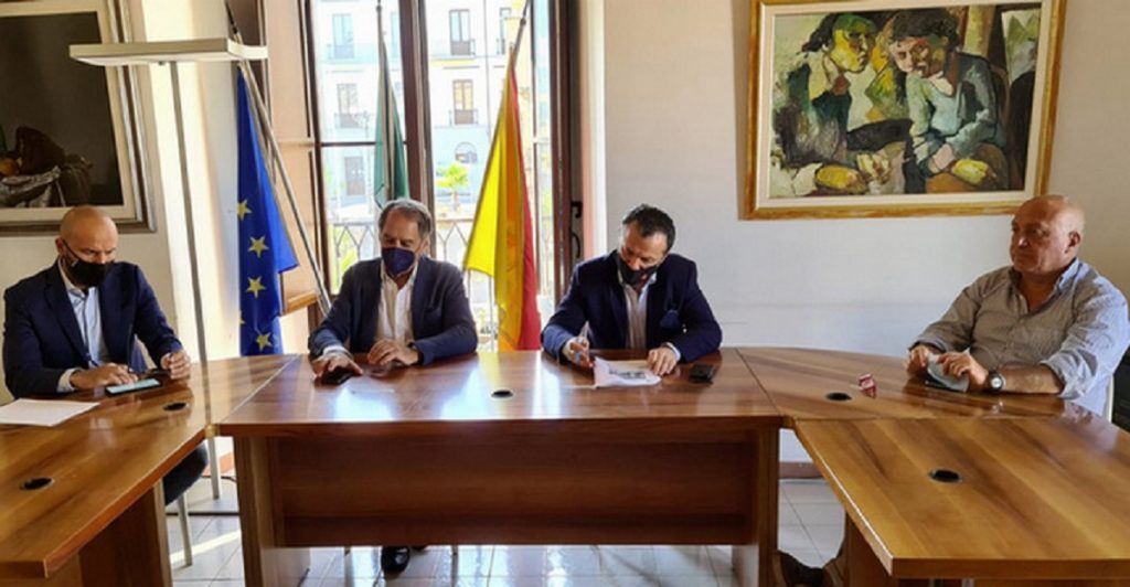 Riunione de luca-sindaci
