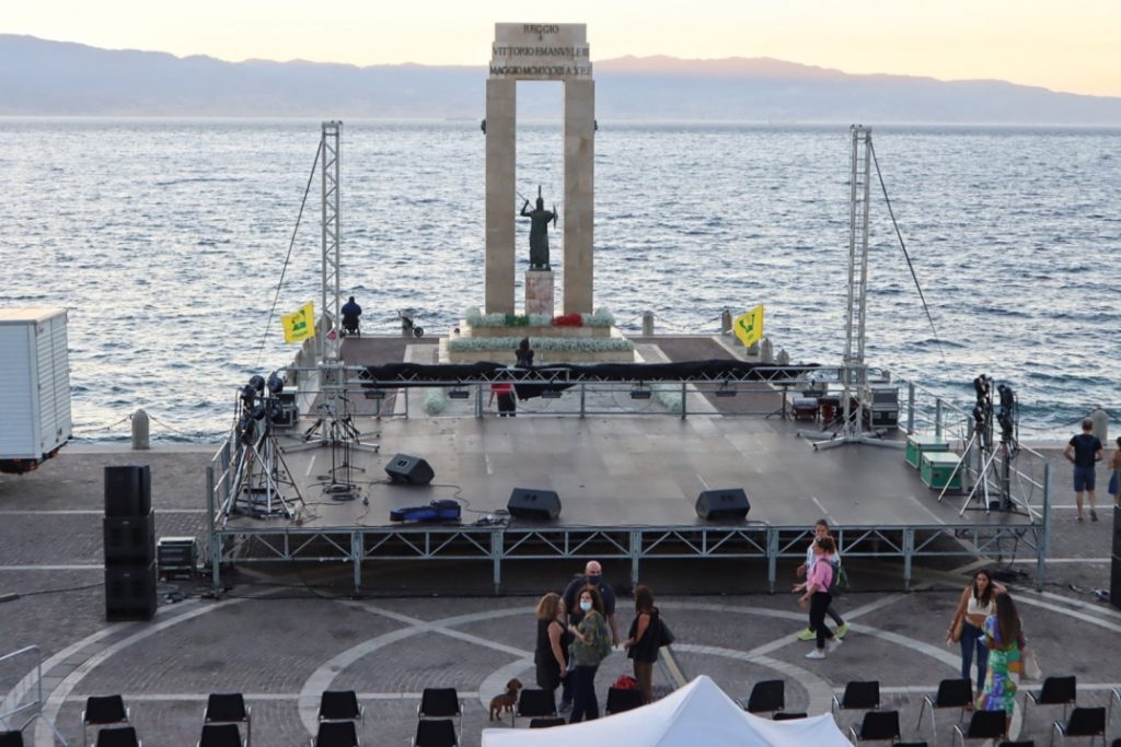 annullato mai schermo arena dello stretto