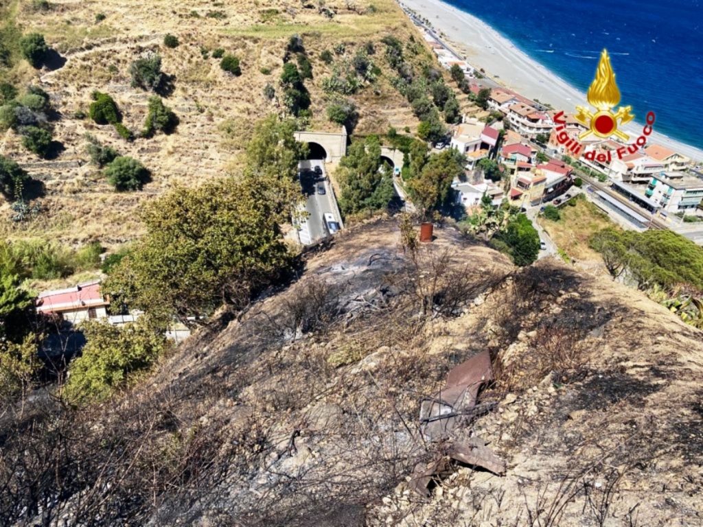 incendio messina