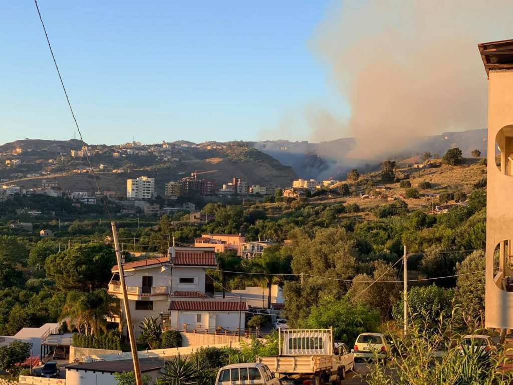 incendio reggio calabria