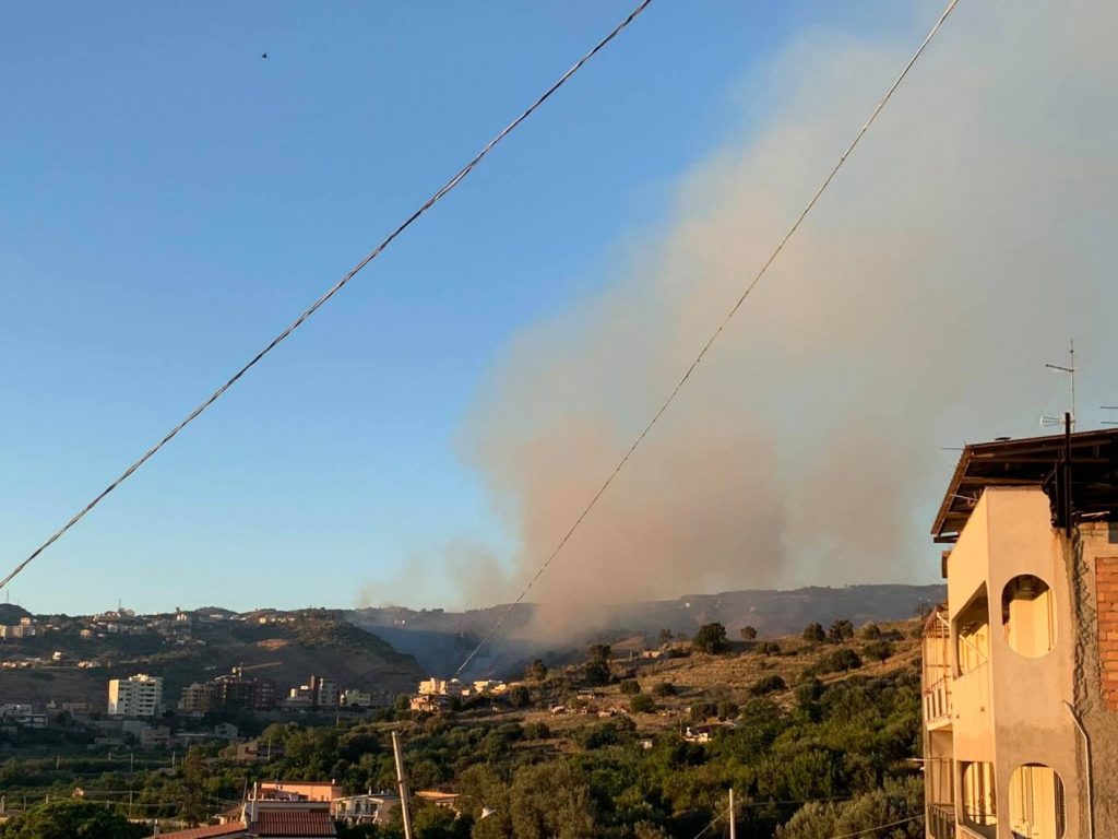 incendio reggio calabria