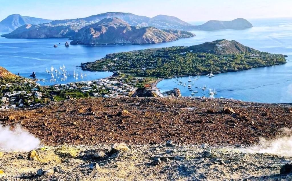 isola vulcano