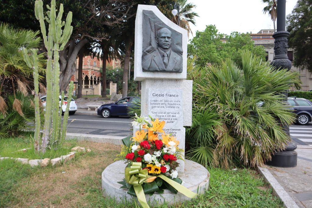 omaggio stele ciccio franco