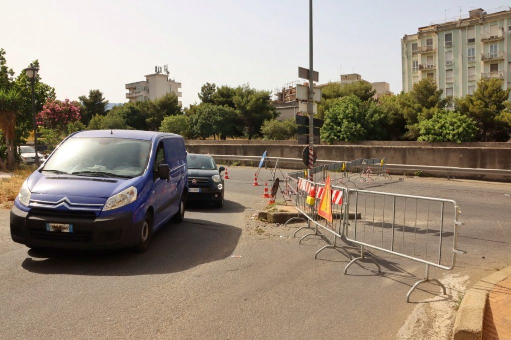 ponte sant'anna caduta calcinacci