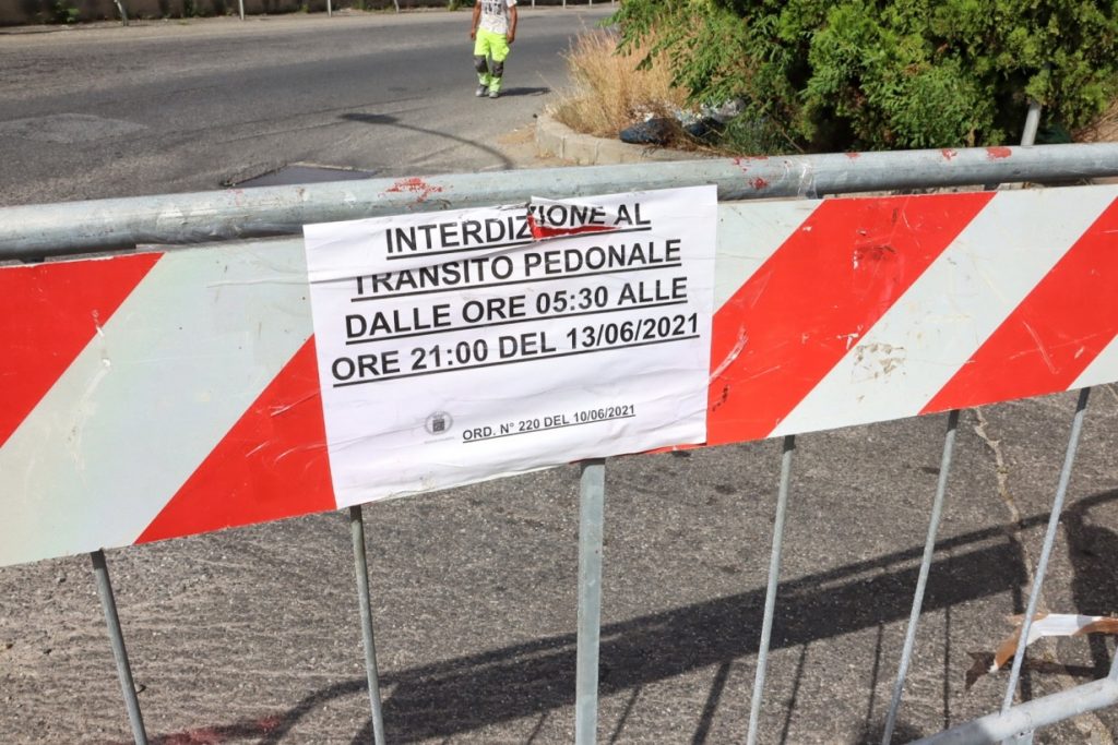 ponte sant'anna caduta calcinacci