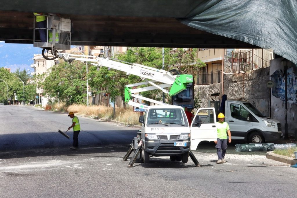 ponte sant'anna caduta calcinacci