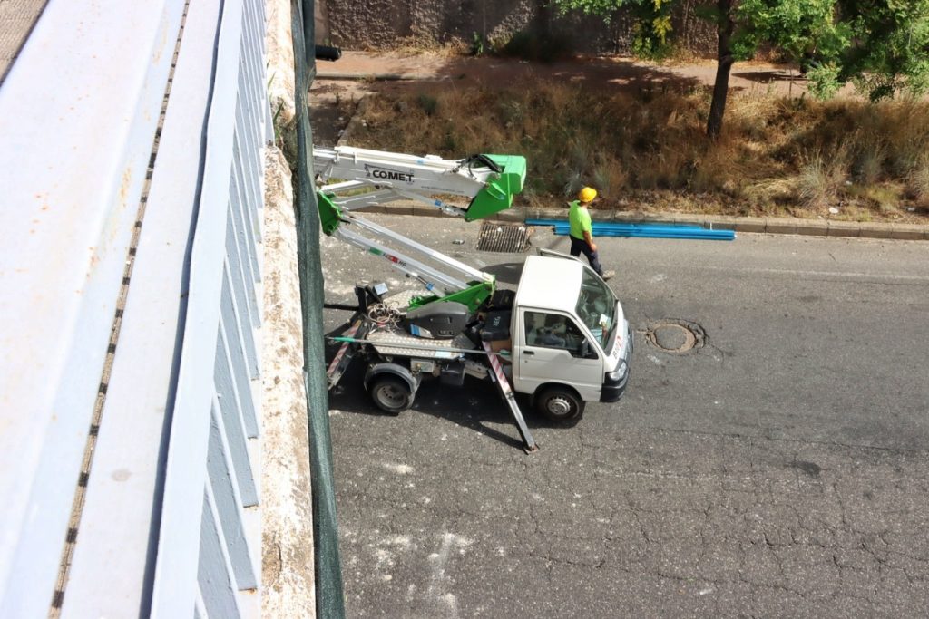 ponte sant'anna caduta calcinacci