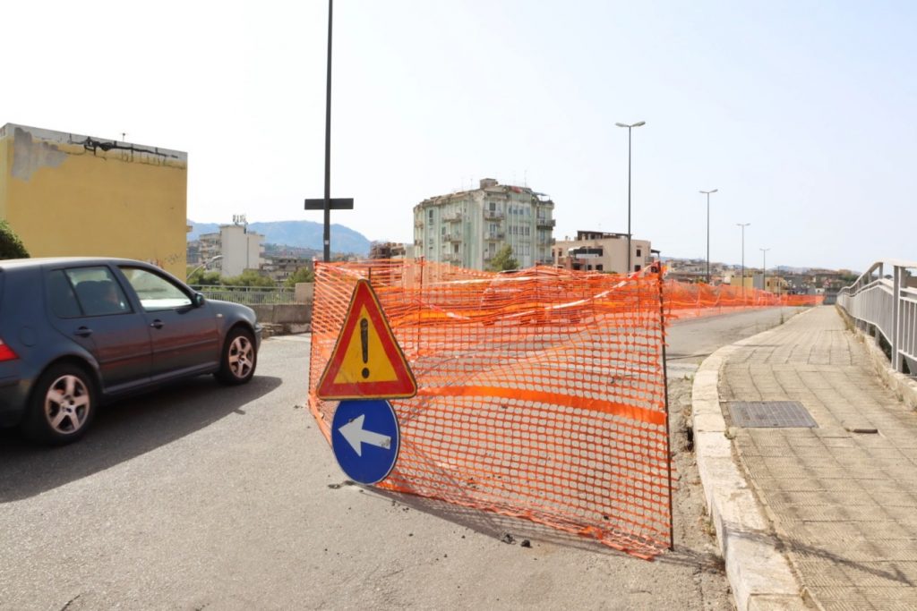 ponte sant'anna caduta calcinacci