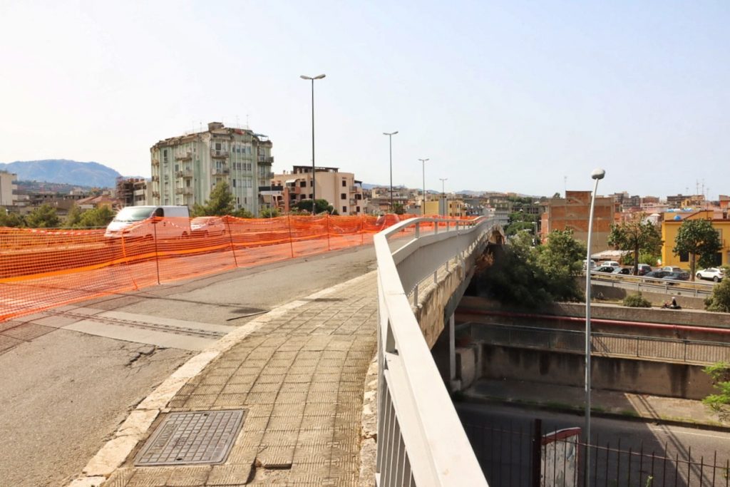 ponte sant'anna caduta calcinacci