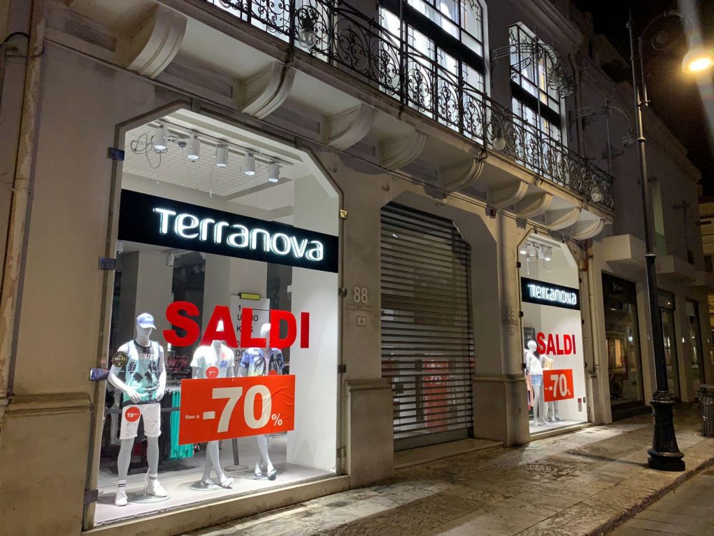reggio calabria vetrine corso garibaldi 14 luglio 2021 (12)