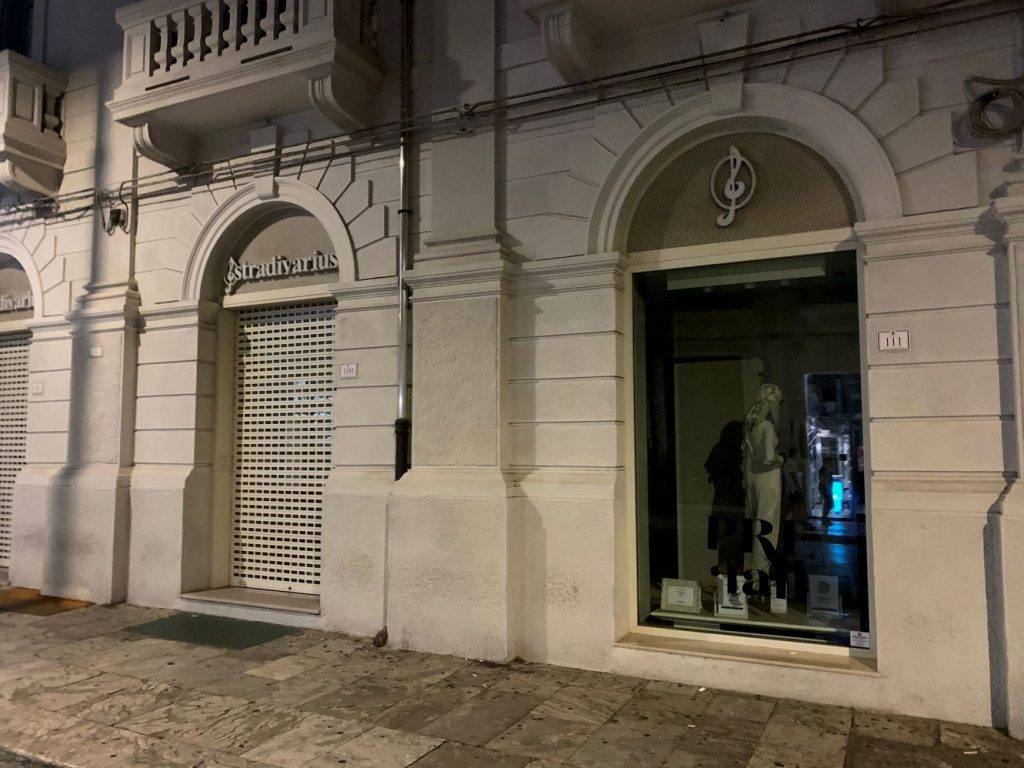 reggio calabria vetrine corso garibaldi 14 luglio 2021 (12)