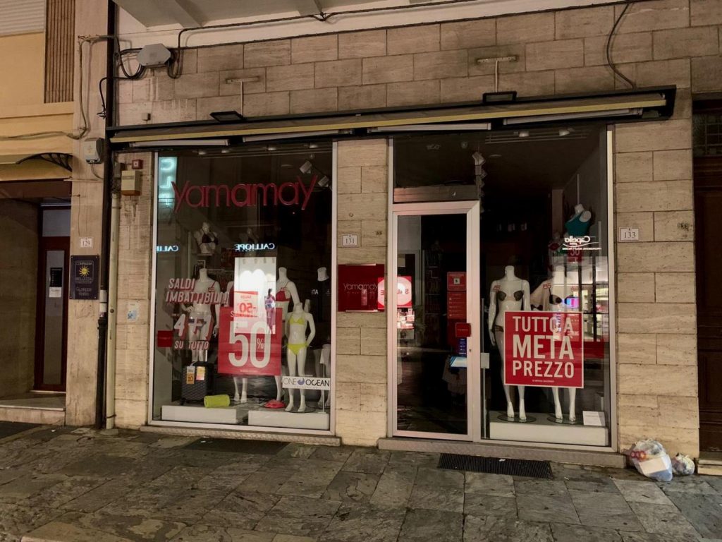 reggio calabria vetrine corso garibaldi 14 luglio 2021 (12)