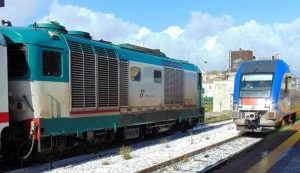treno regionale calabria fermo