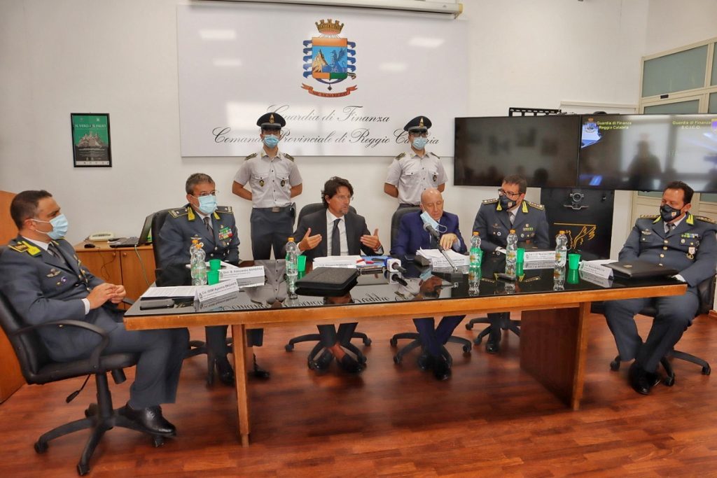 Conferenza stampa operazione Inter Nos