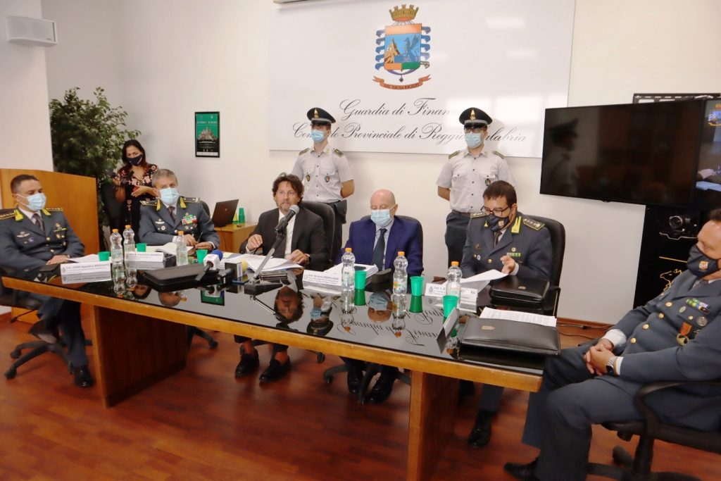 Conferenza stampa operazione Inter Nos